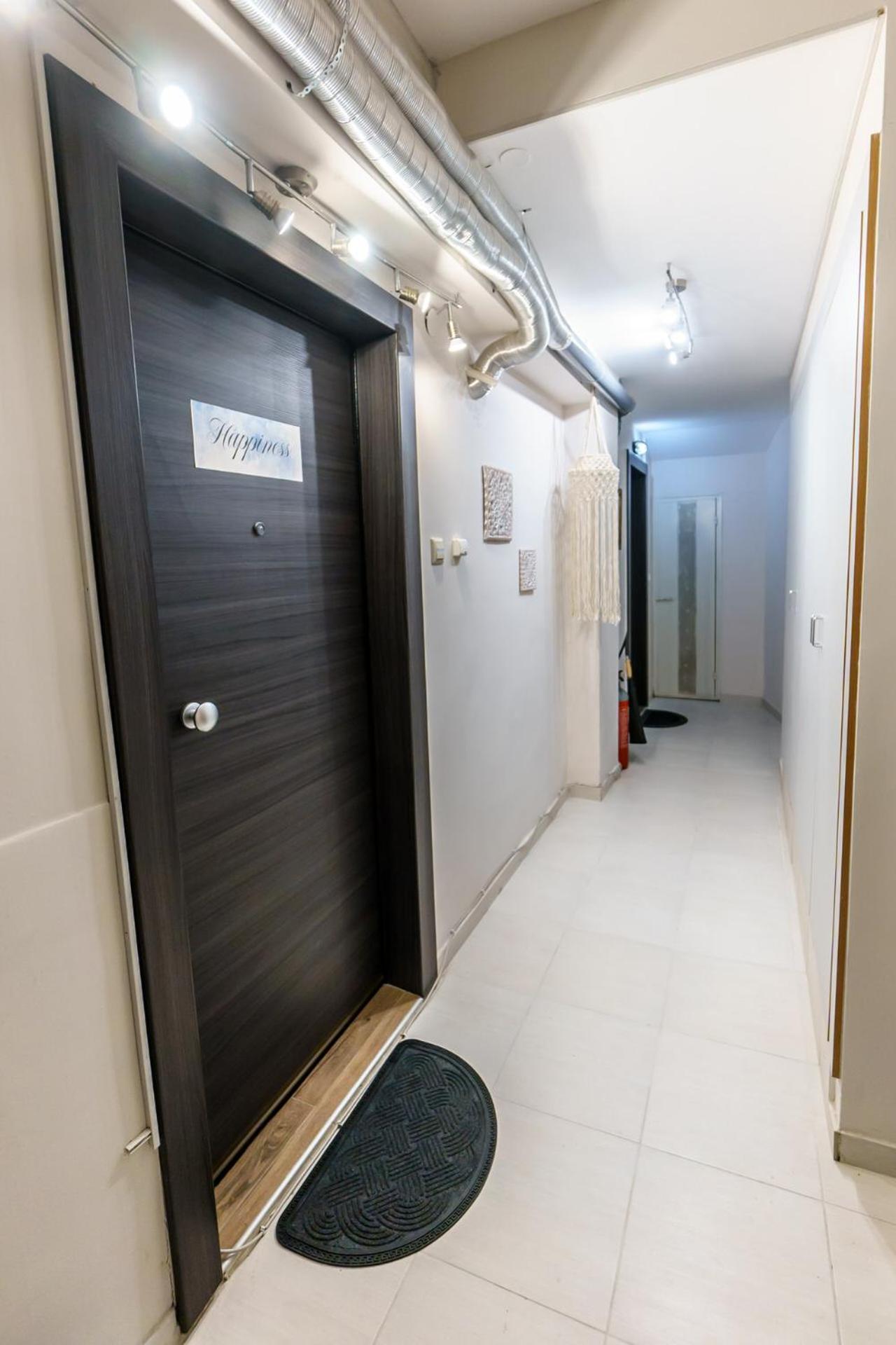 Happiness Studio With Terrace. Thessaloníki Luaran gambar