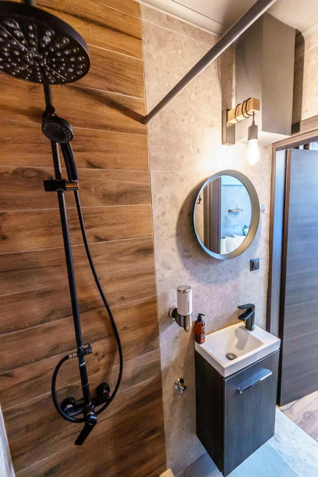 Happiness Studio With Terrace. Thessaloníki Luaran gambar